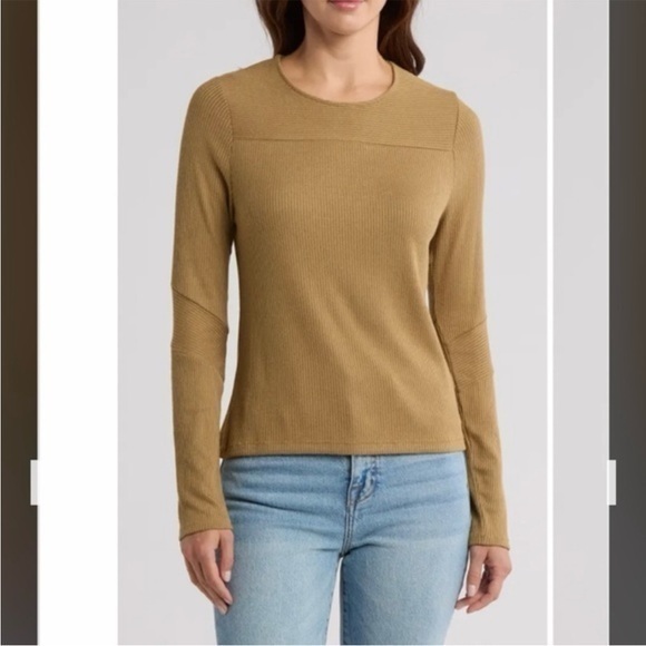 Tops - rag & bone The Knit Rib T-Shirt in Khaki